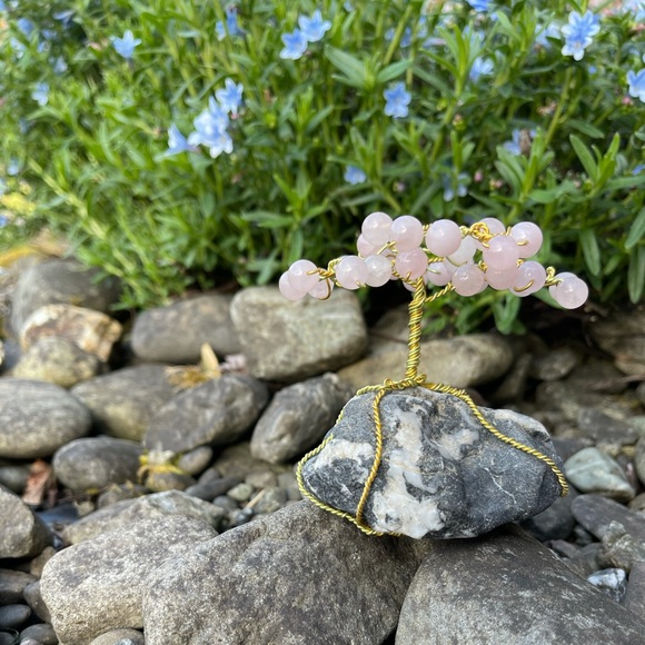 Handmade Gemstone Tree 💛HP💛 - Picture 6 of 14
